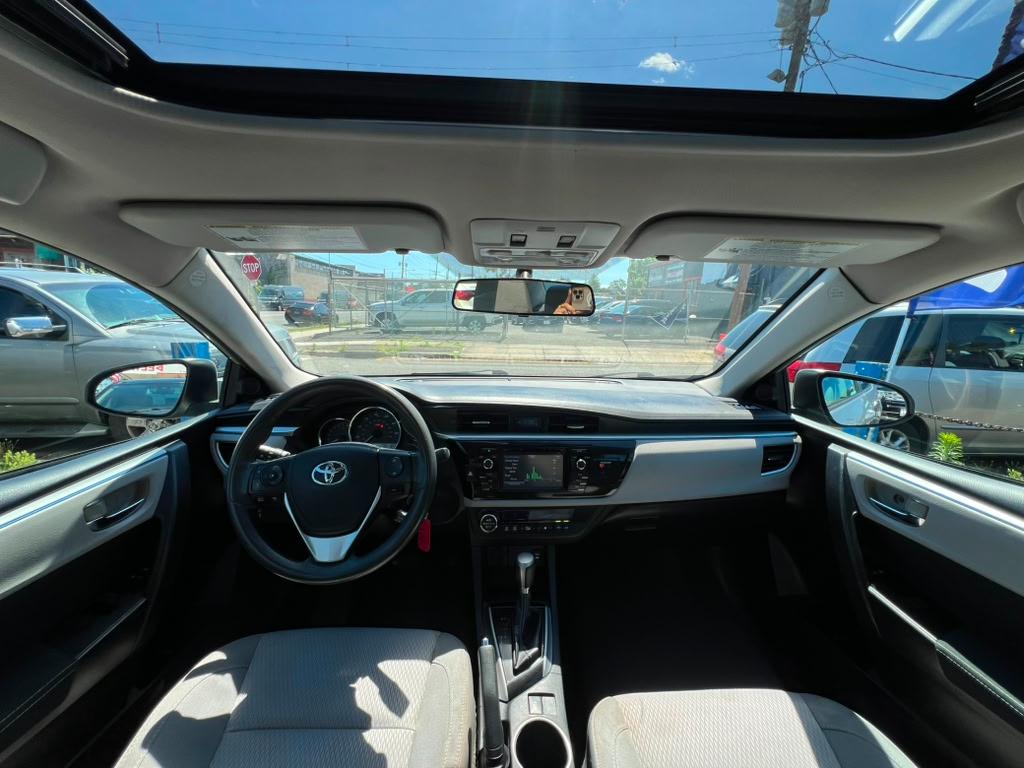 Toyota Corolla LE 2015