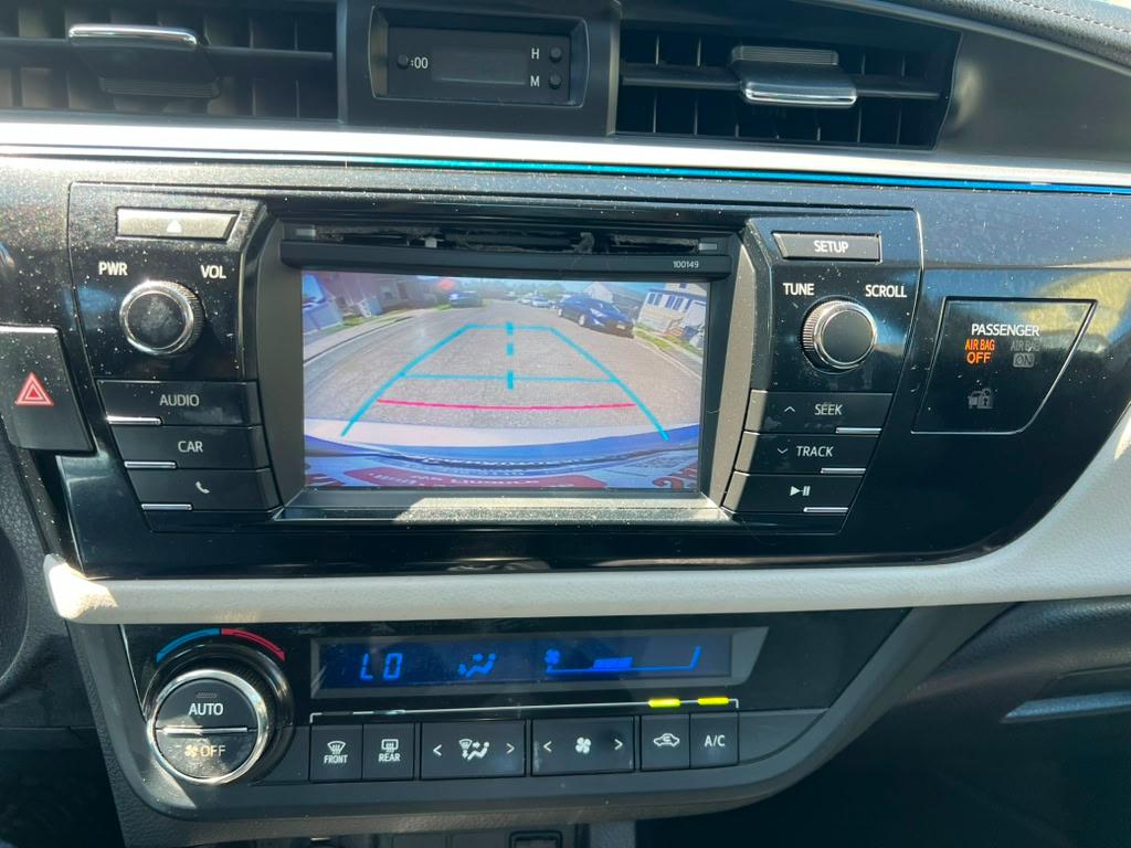 Toyota Corolla LE 2015