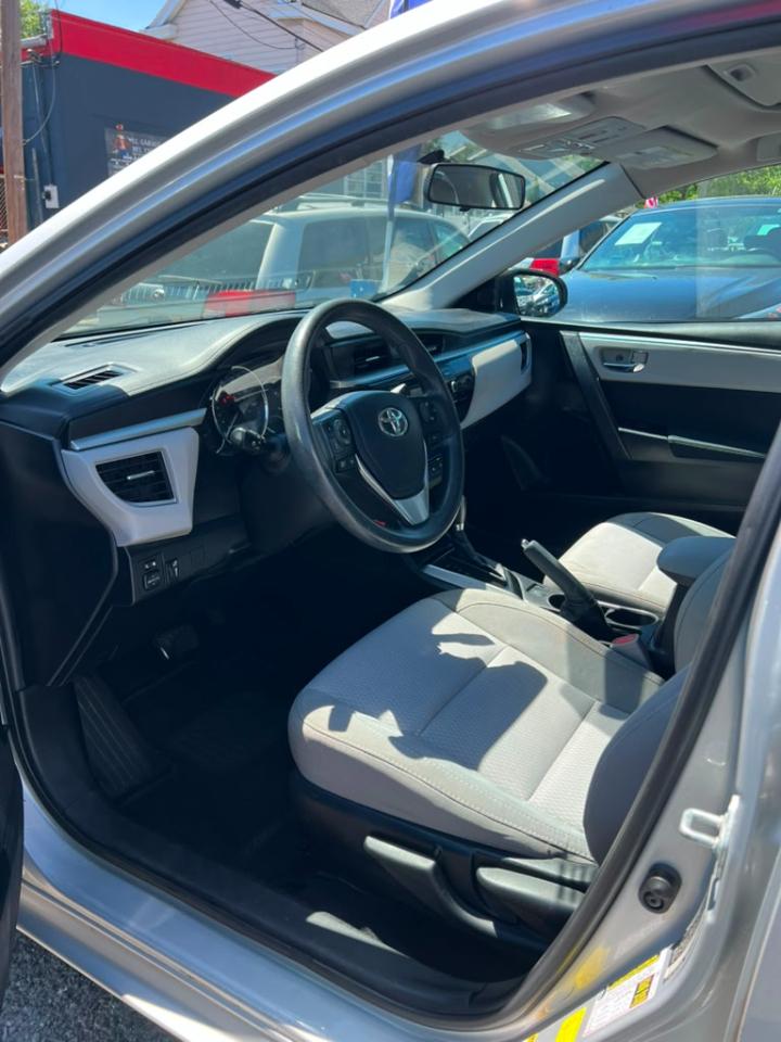 Toyota Corolla LE 2015