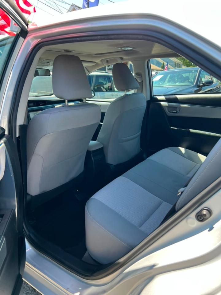 Toyota Corolla LE 2015