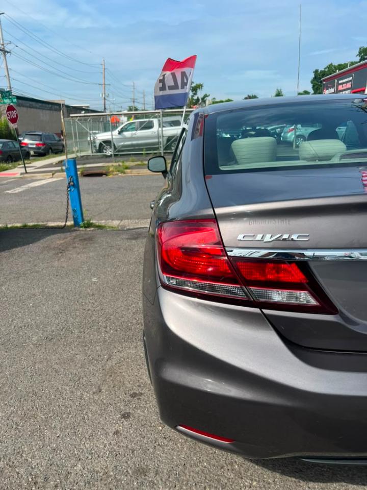 Honda Civic EX Sedan 5-Speed AT 2013