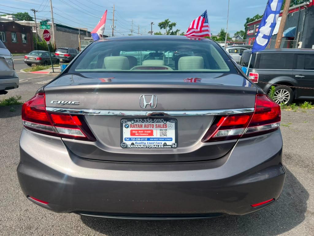 Honda Civic EX Sedan 5-Speed AT 2013