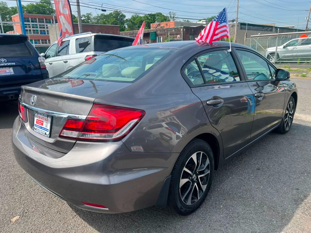 Honda Civic EX Sedan 5-Speed AT 2013