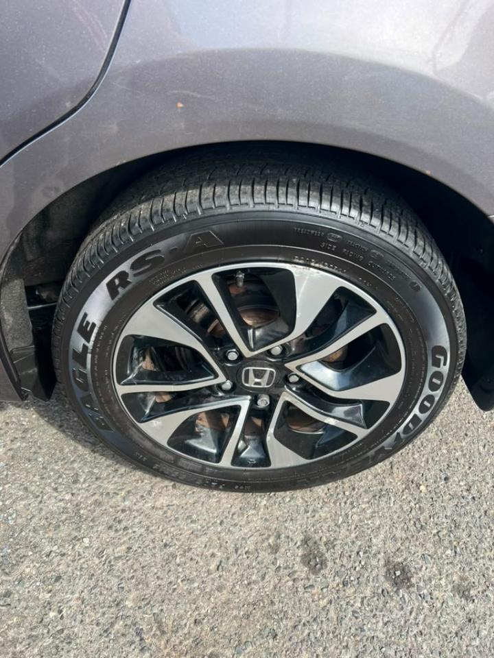 Honda Civic EX Sedan 5-Speed AT 2013