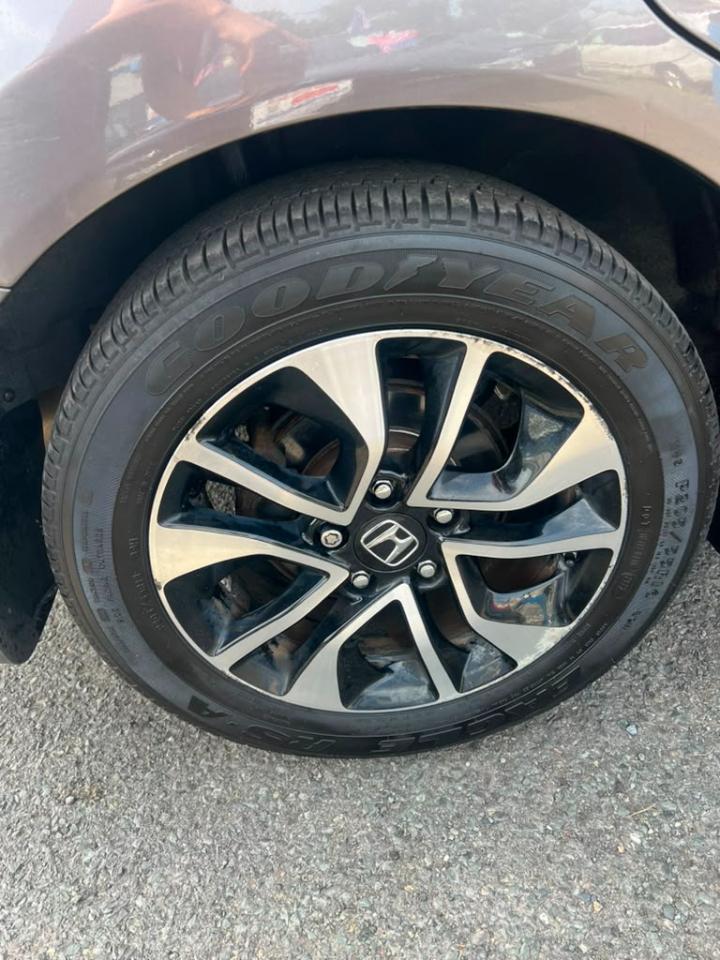 Honda Civic EX Sedan 5-Speed AT 2013