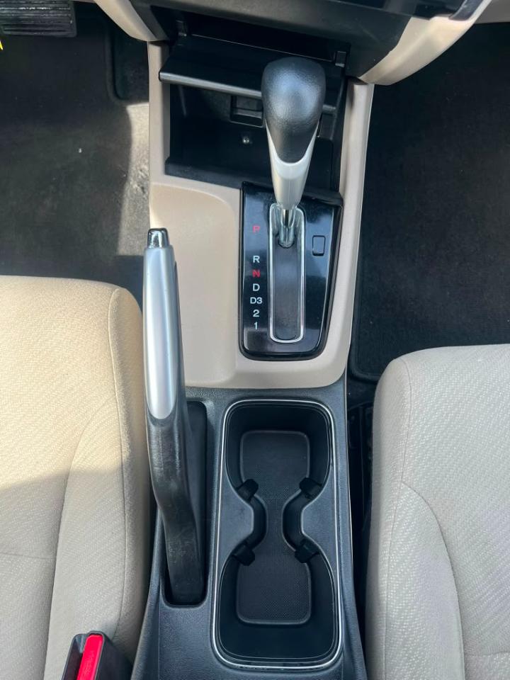 Honda Civic EX Sedan 5-Speed AT 2013