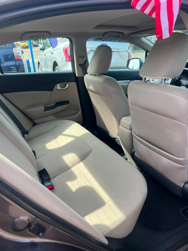 Honda Civic EX Sedan 5-Speed AT 2013