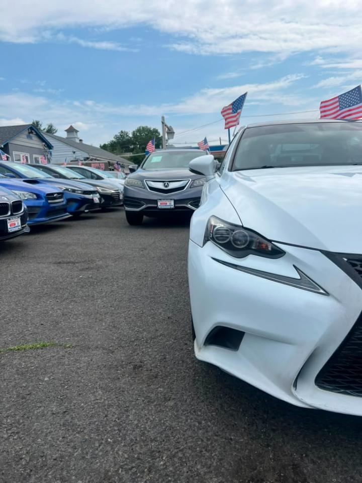 Lexus IS 300 AWD 2016