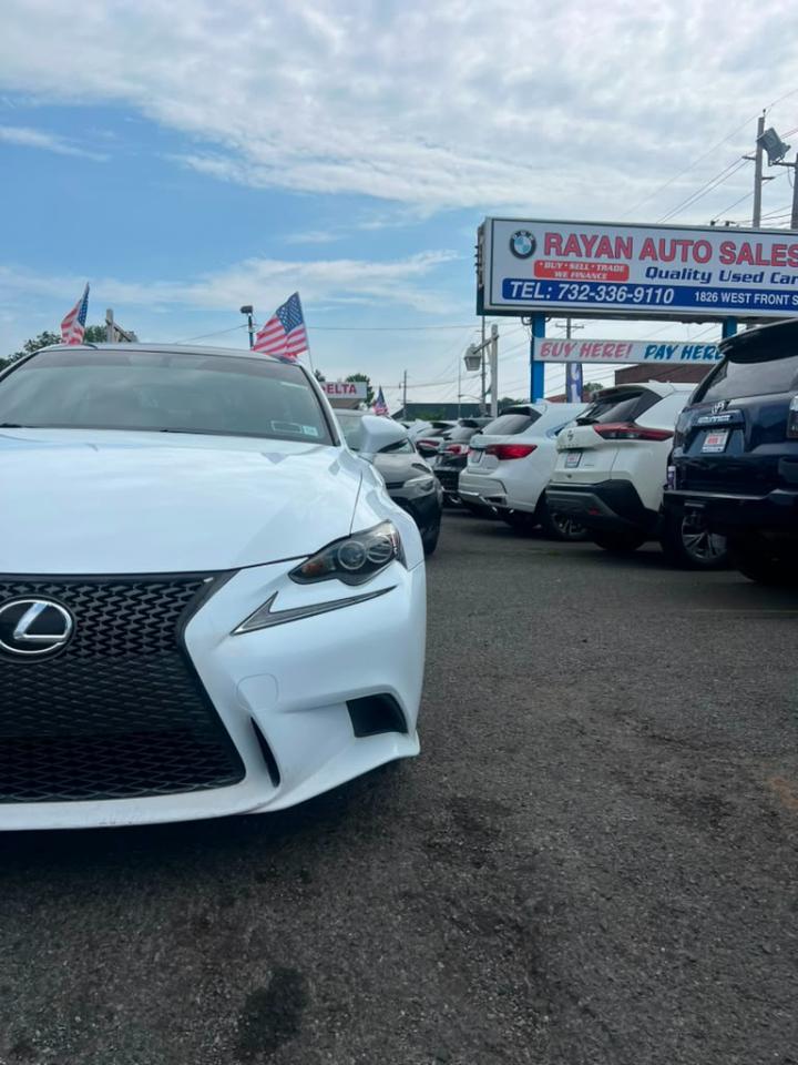Lexus IS 300 AWD 2016