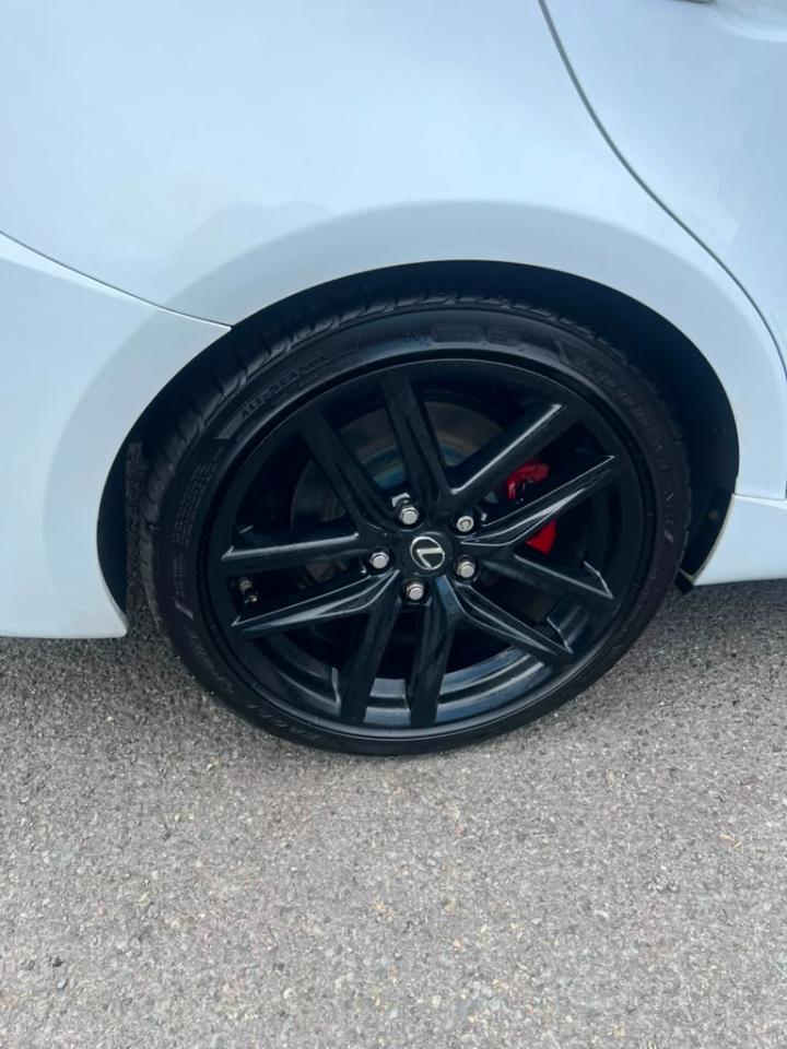 Lexus IS 300 AWD 2016