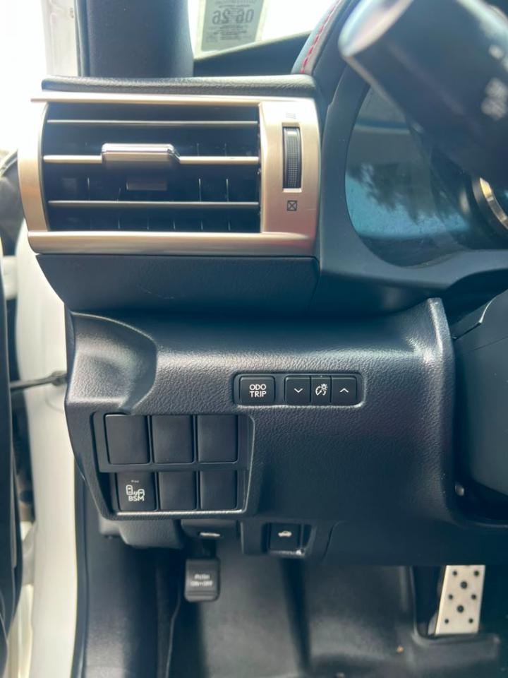 Lexus IS 300 AWD 2016