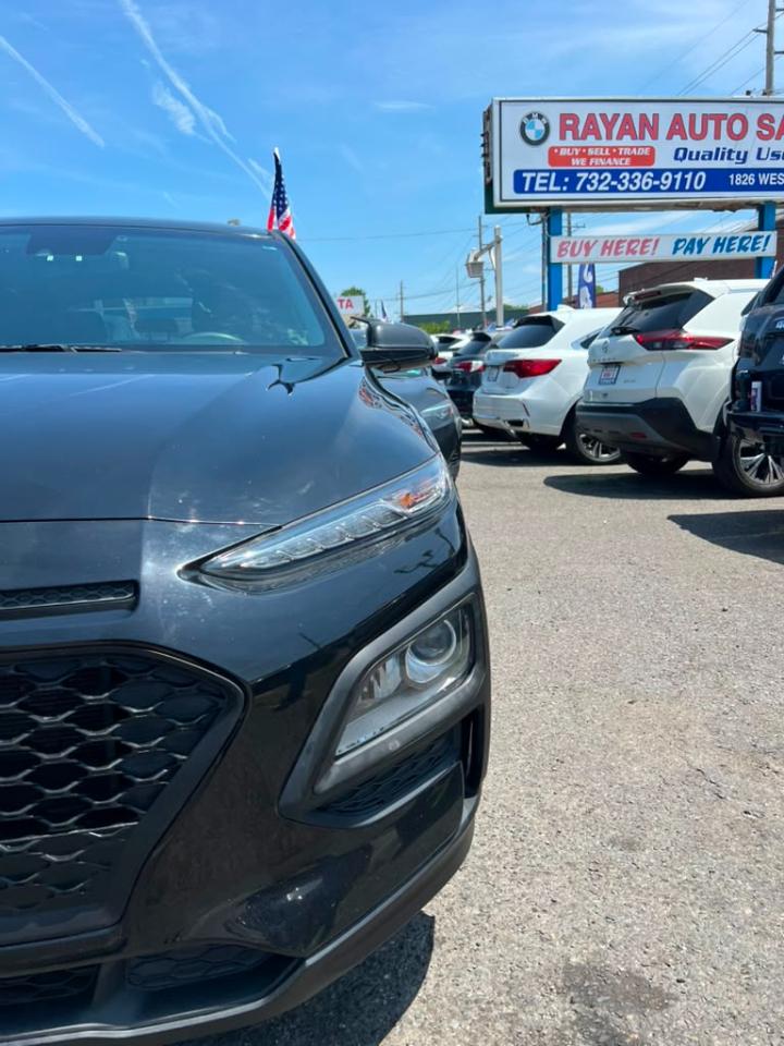 Hyundai Kona SE 2021
