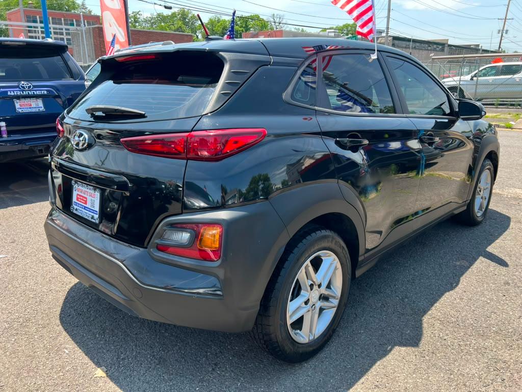 Hyundai Kona SE 2021