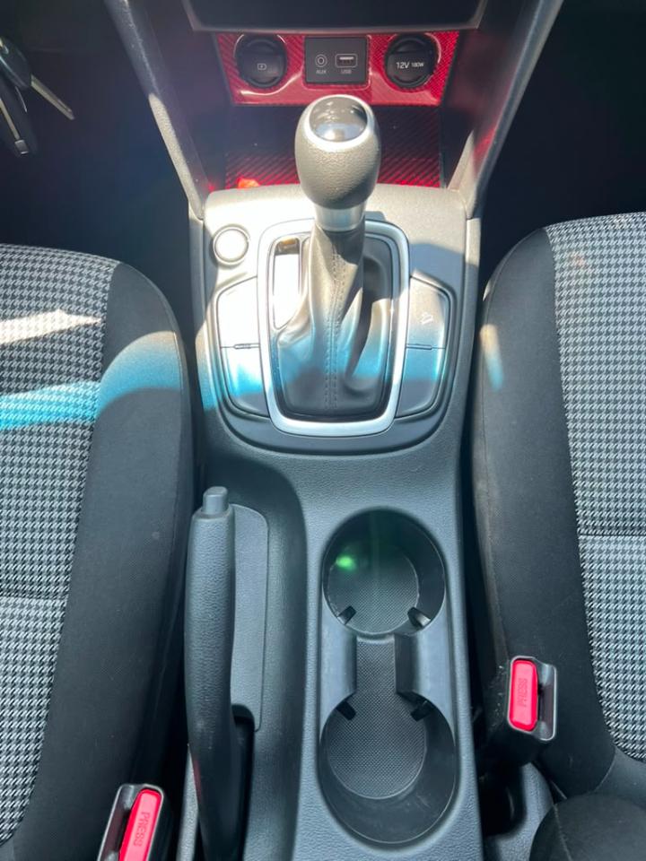 Hyundai Kona SE 2021