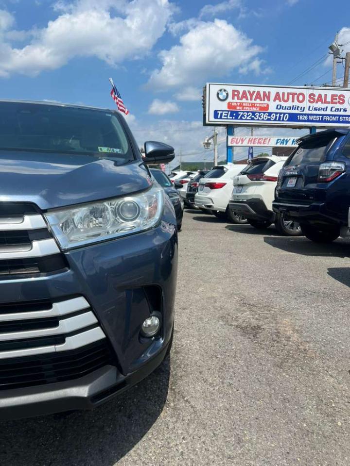 Toyota Highlander LE Plus AWD V6 2017