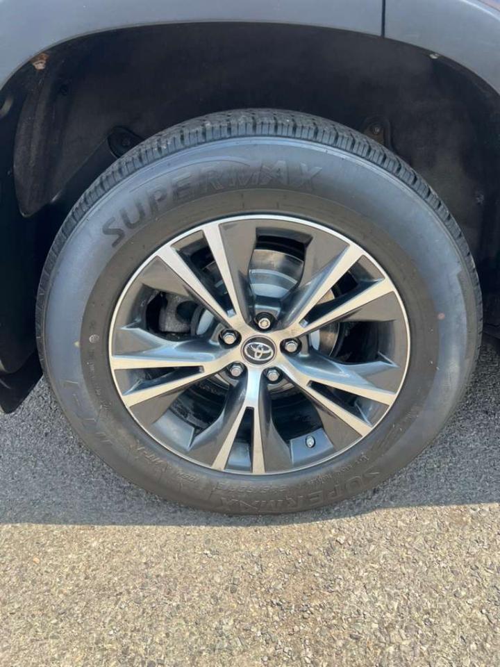 Toyota Highlander LE Plus AWD V6 2017