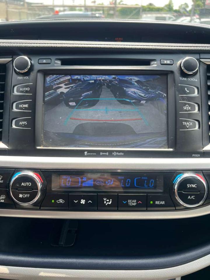 Toyota Highlander LE Plus AWD V6 2017