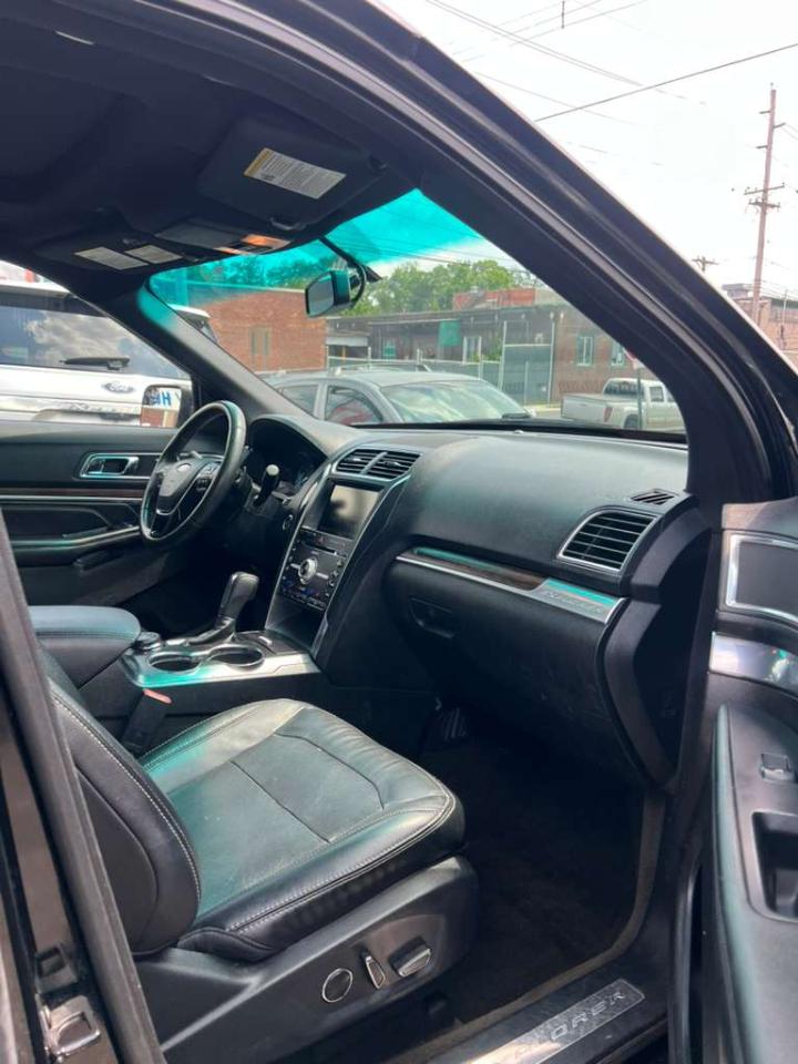 Ford Explorer Limited 4WD 2016