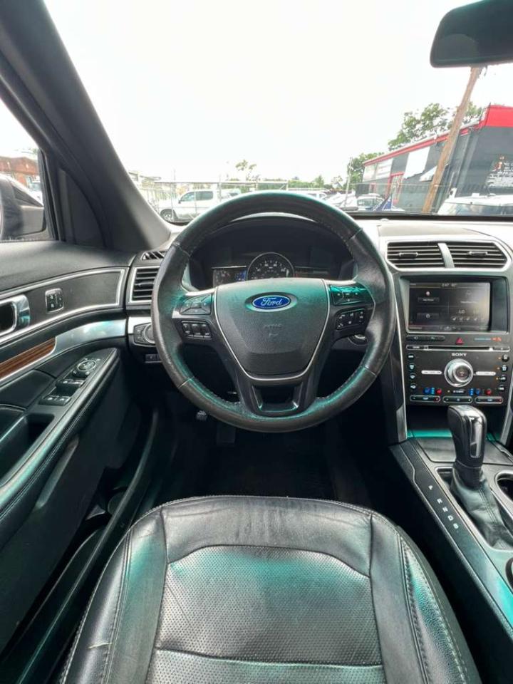 Ford Explorer Limited 4WD 2016