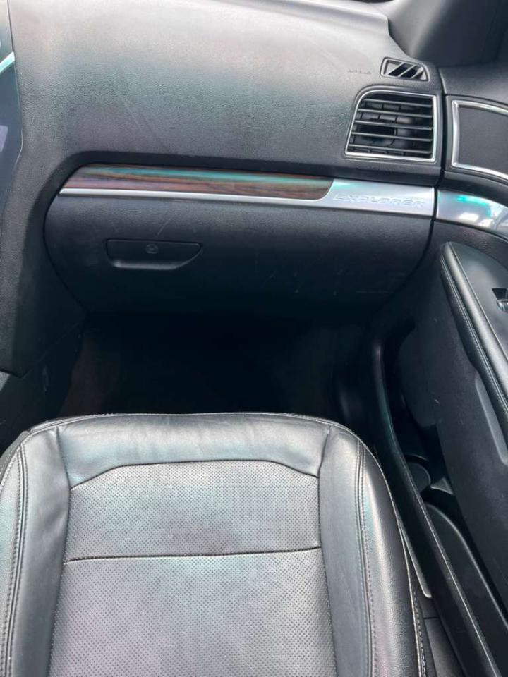 Ford Explorer Limited 4WD 2016