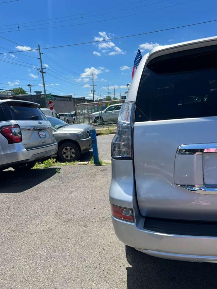 Lexus GX 460 Sport Utility 2014