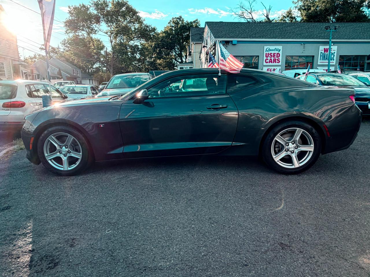Chevrolet Camaro 1LT Coupe 8A 2018