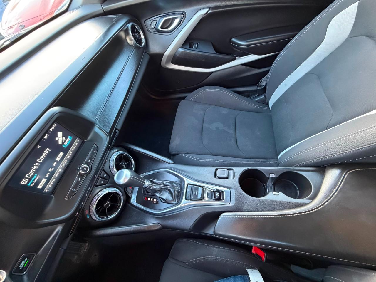 Chevrolet Camaro 1LT Coupe 8A 2018