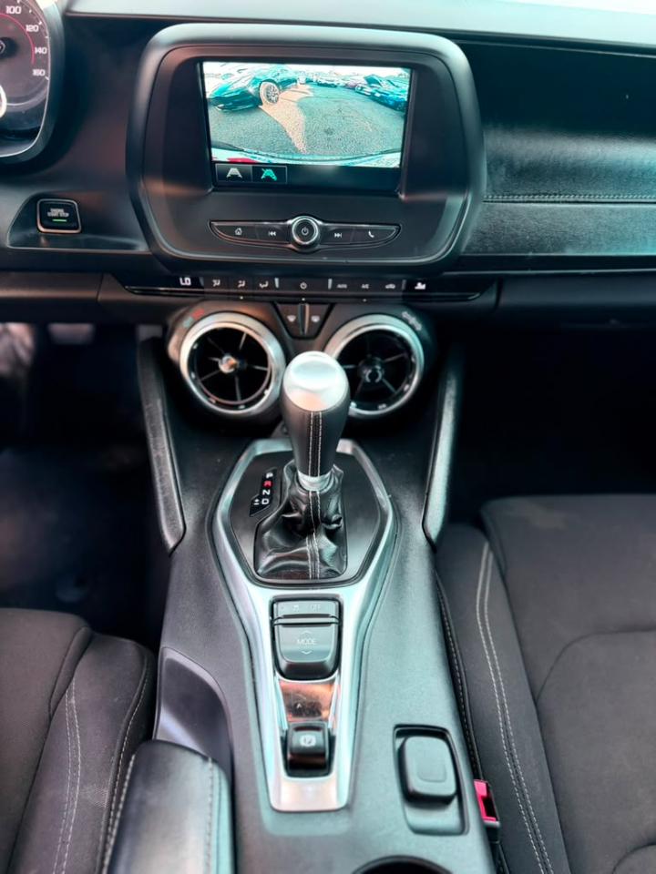 Chevrolet Camaro 1LT Coupe 8A 2018