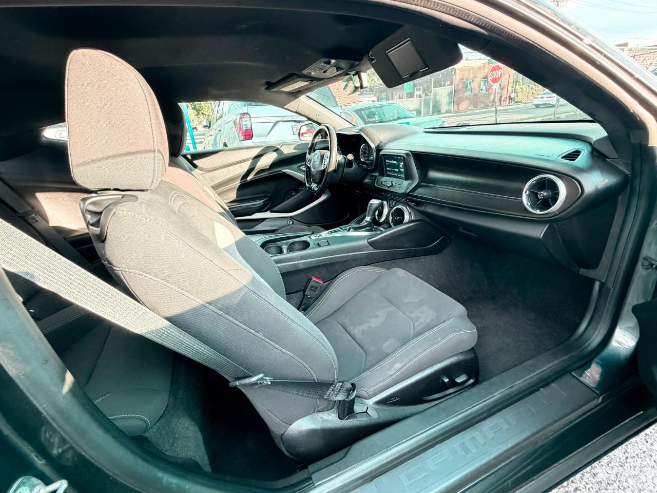 Chevrolet Camaro 1LT Coupe 8A 2018