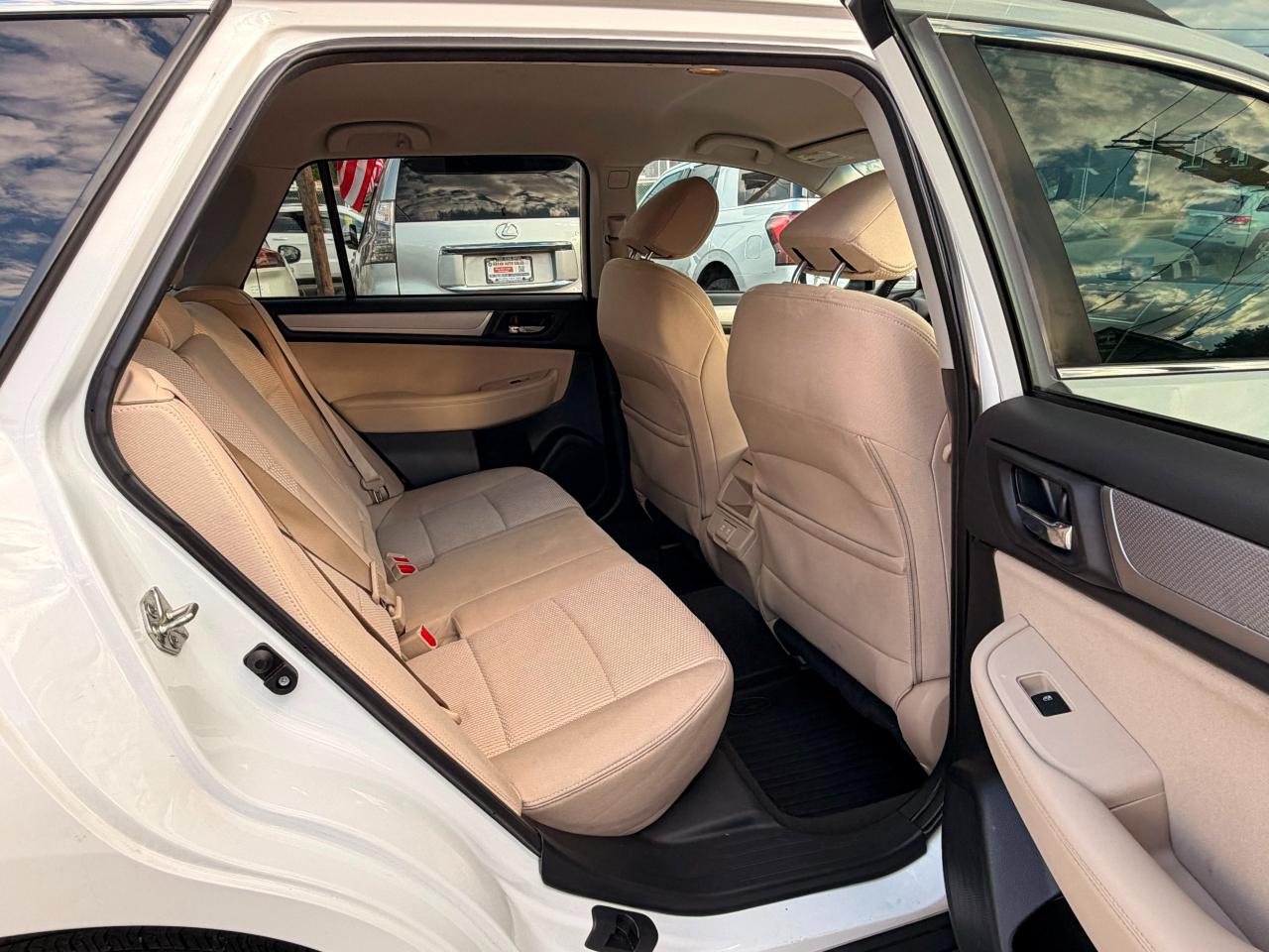 Subaru Outback 2.5i Premium 2019