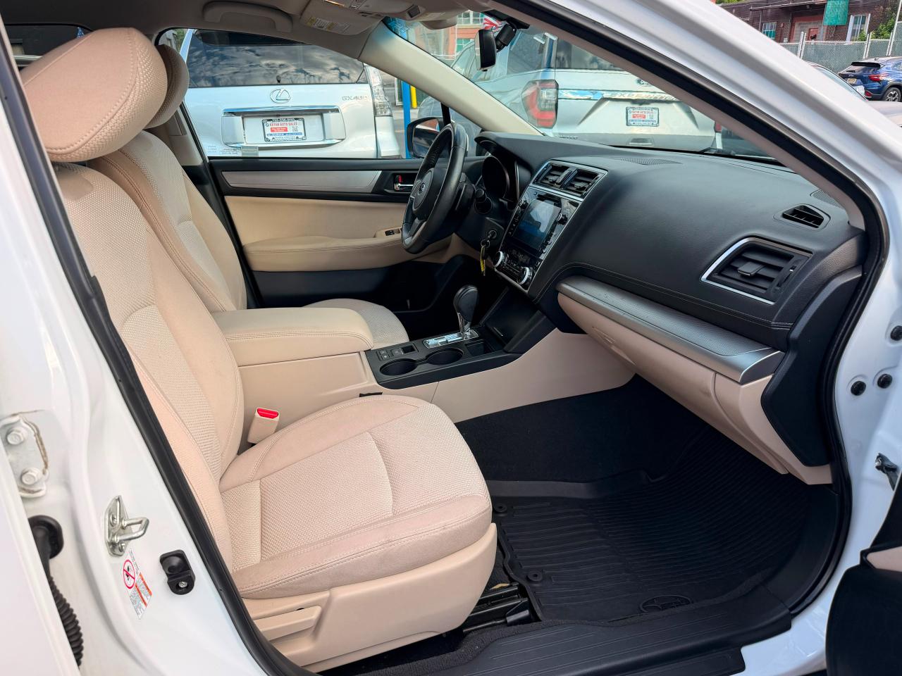 Subaru Outback 2.5i Premium 2019