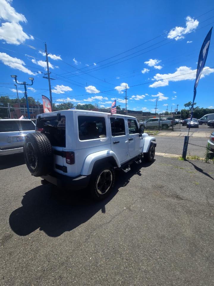 Jeep Wrangler Unlimited Sahara 4WD 2014
