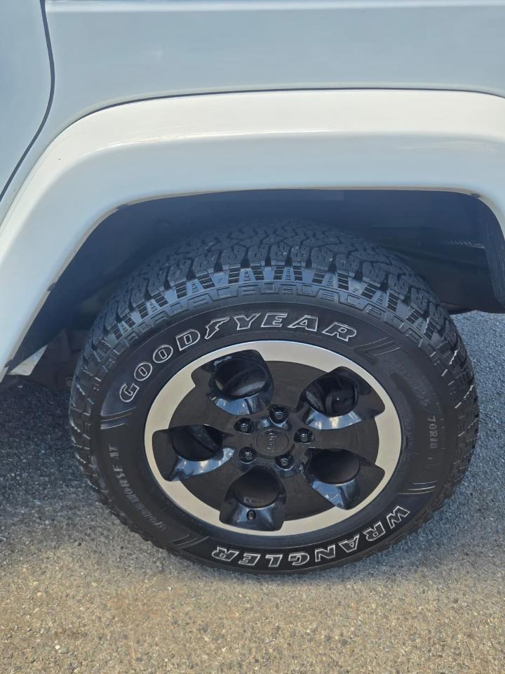 Jeep Wrangler Unlimited Sahara 4WD 2014
