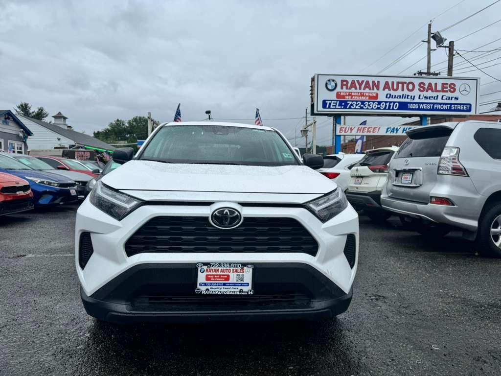 Toyota RAV4 LE AWD 2024
