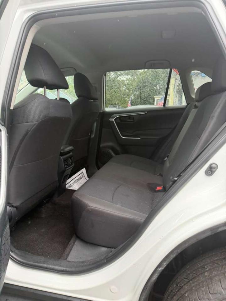 Toyota RAV4 LE AWD 2024