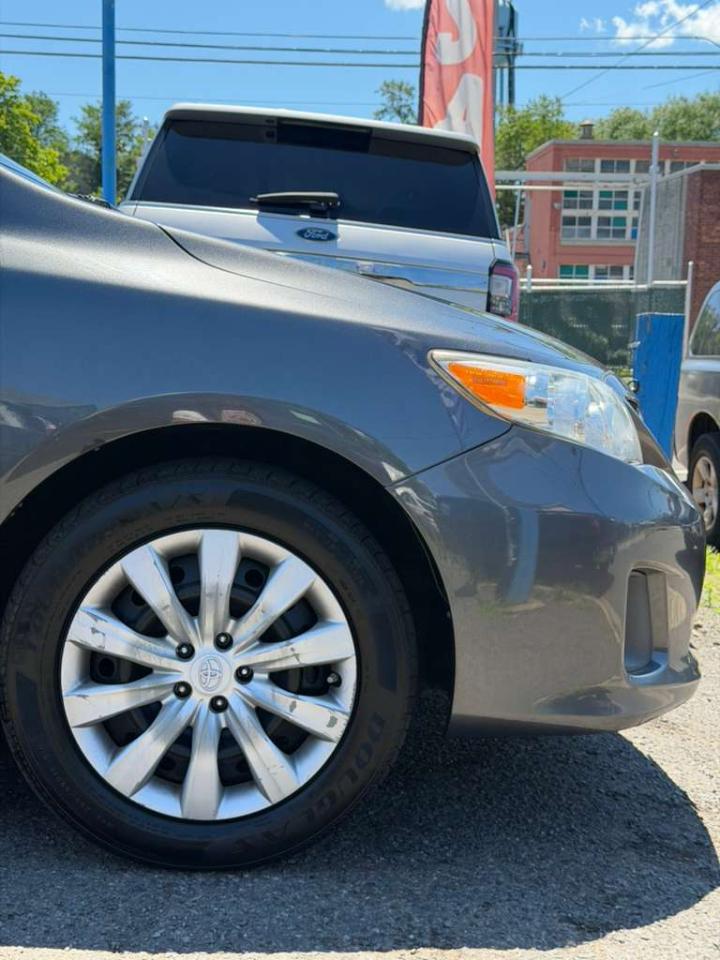 Toyota Corolla LE 2013