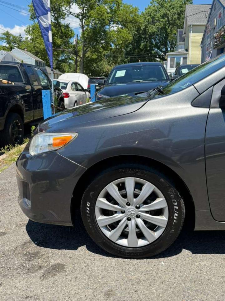 Toyota Corolla LE 2013
