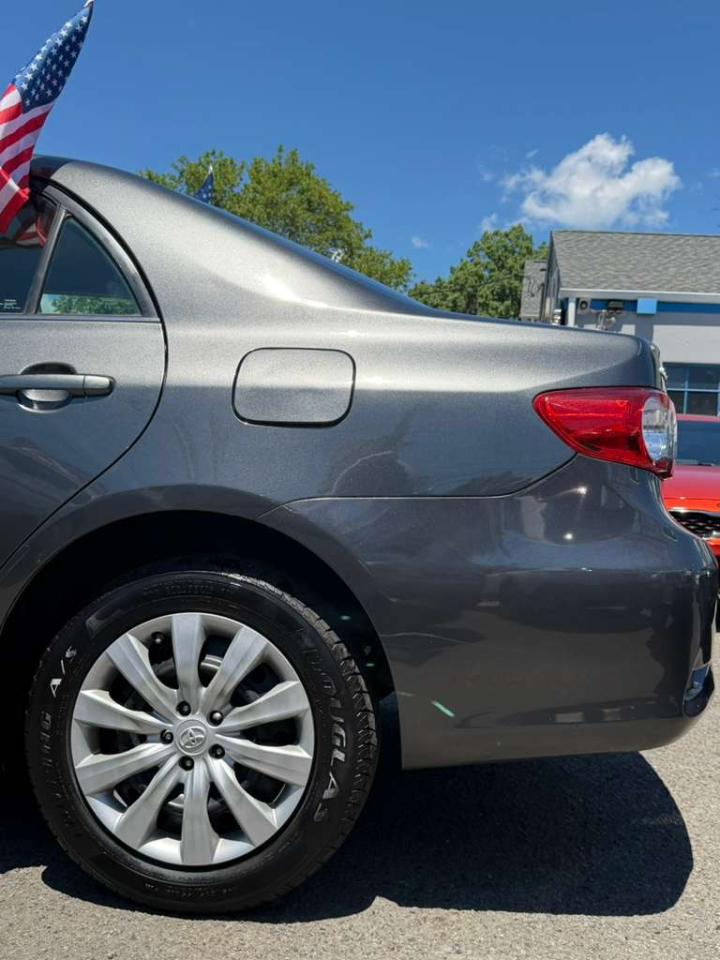 Toyota Corolla LE 2013