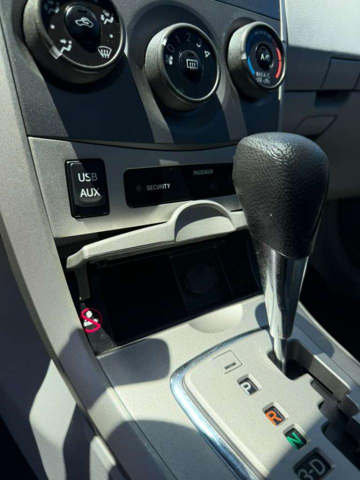 Toyota Corolla LE 2013