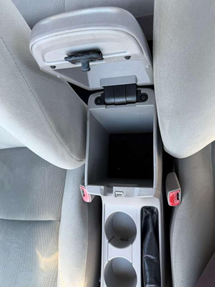 Toyota Corolla LE 2013