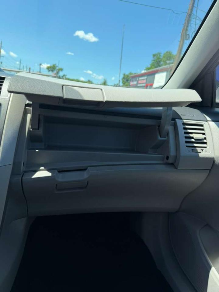 Toyota Corolla LE 2013