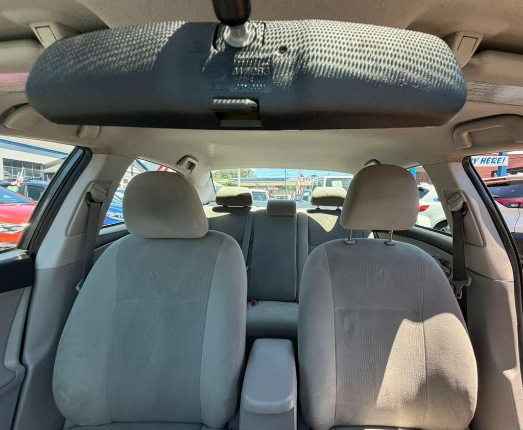 Toyota Corolla LE 2013