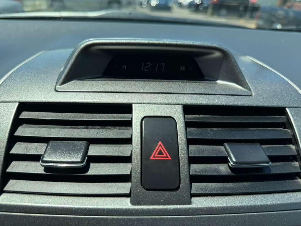 Toyota Corolla LE 2013