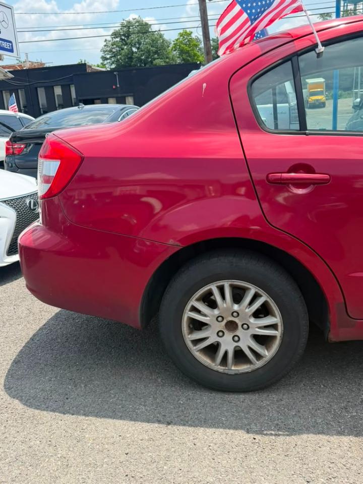 Suzuki SX4 Sport LE 2012