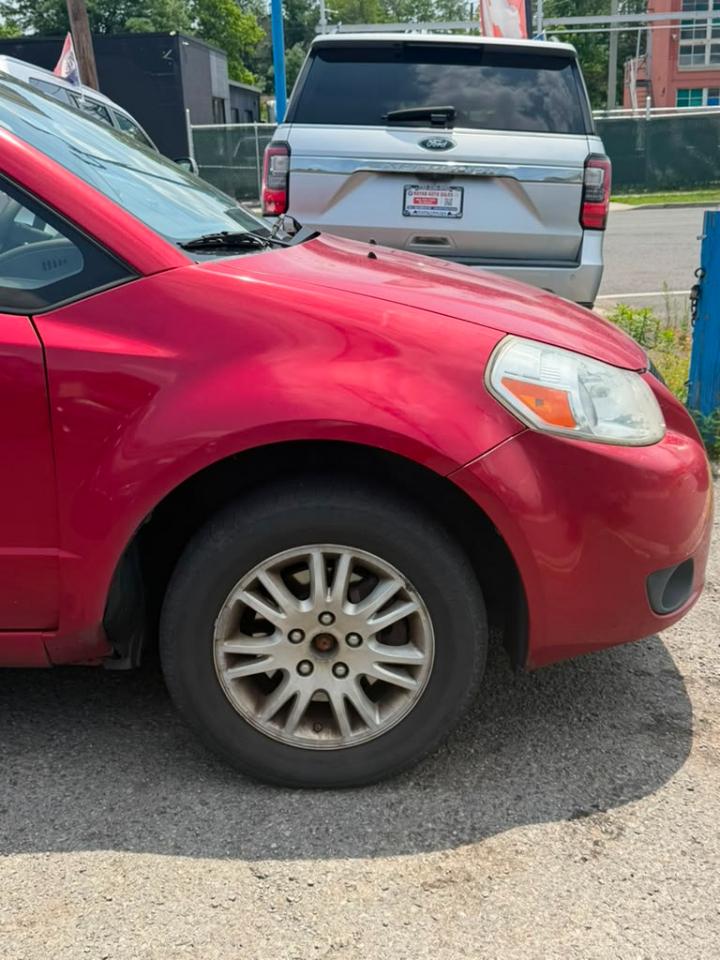 Suzuki SX4 Sport LE 2012
