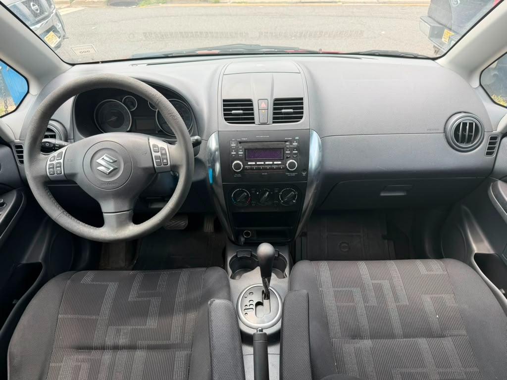 Suzuki SX4 Sport LE 2012