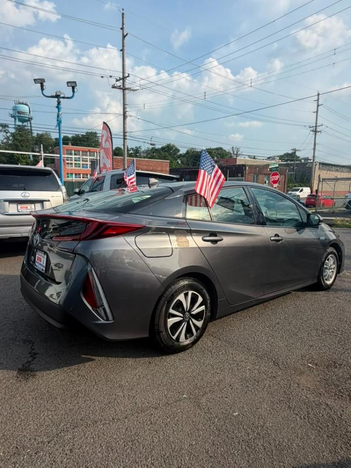 Toyota Prius Prime Plus 4D Hatchback 2017