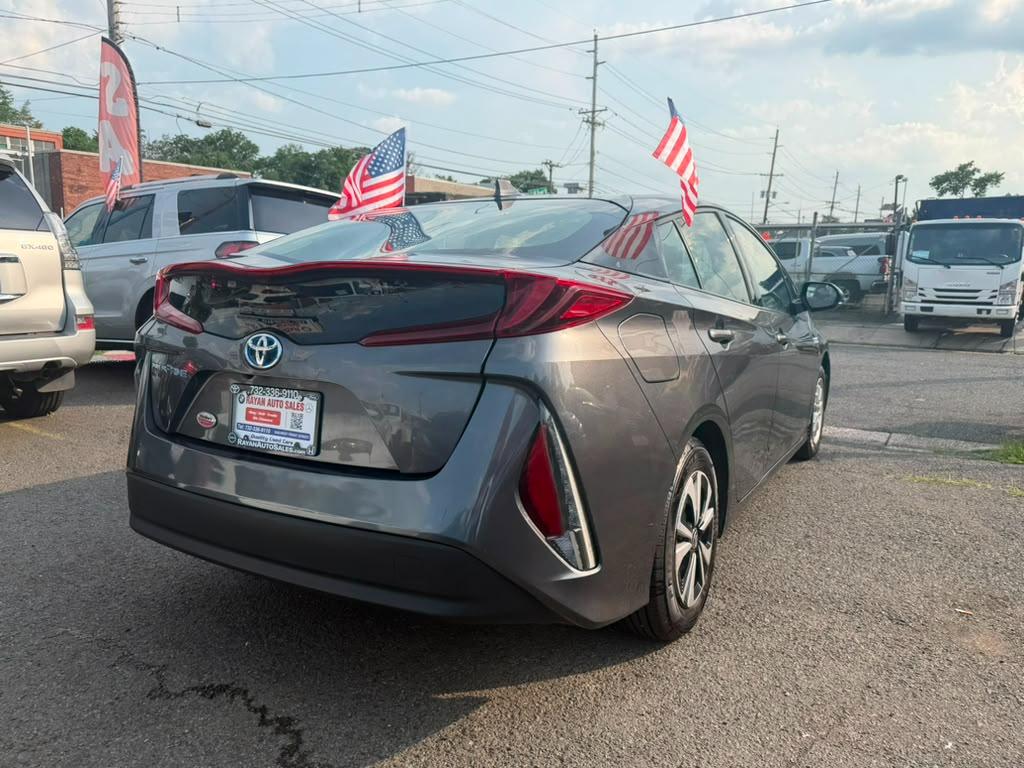 Toyota Prius Prime Plus 4D Hatchback 2017