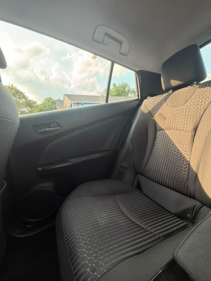 Toyota Prius Prime Plus 4D Hatchback 2017