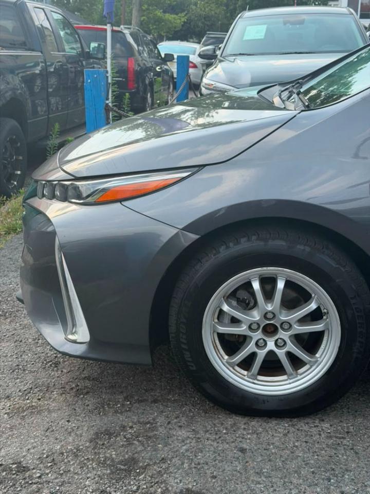 Toyota Prius Prime Plus 4D Hatchback 2017